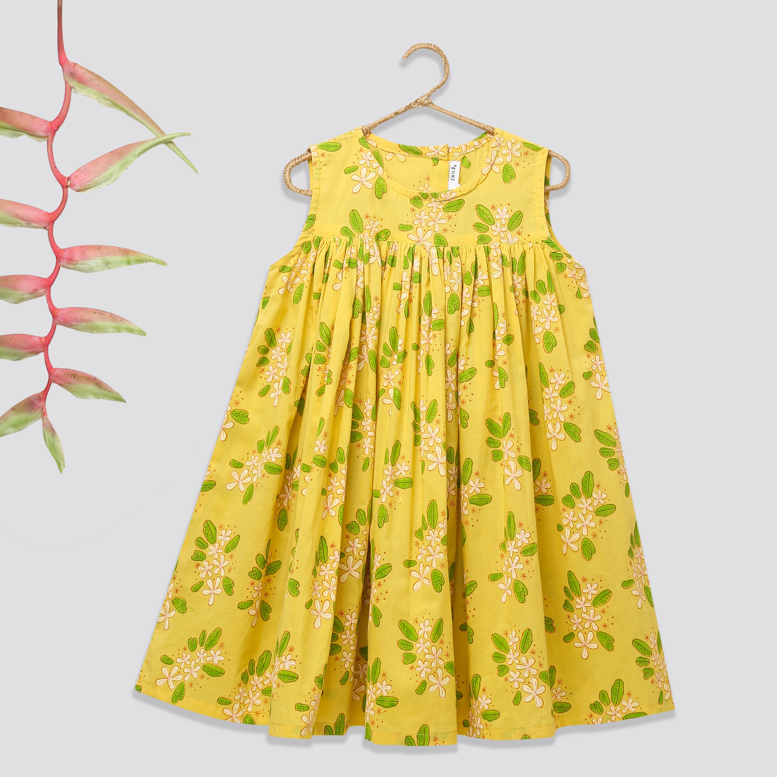 A Bunch of Frangipani' - Flared Dress - Totdot