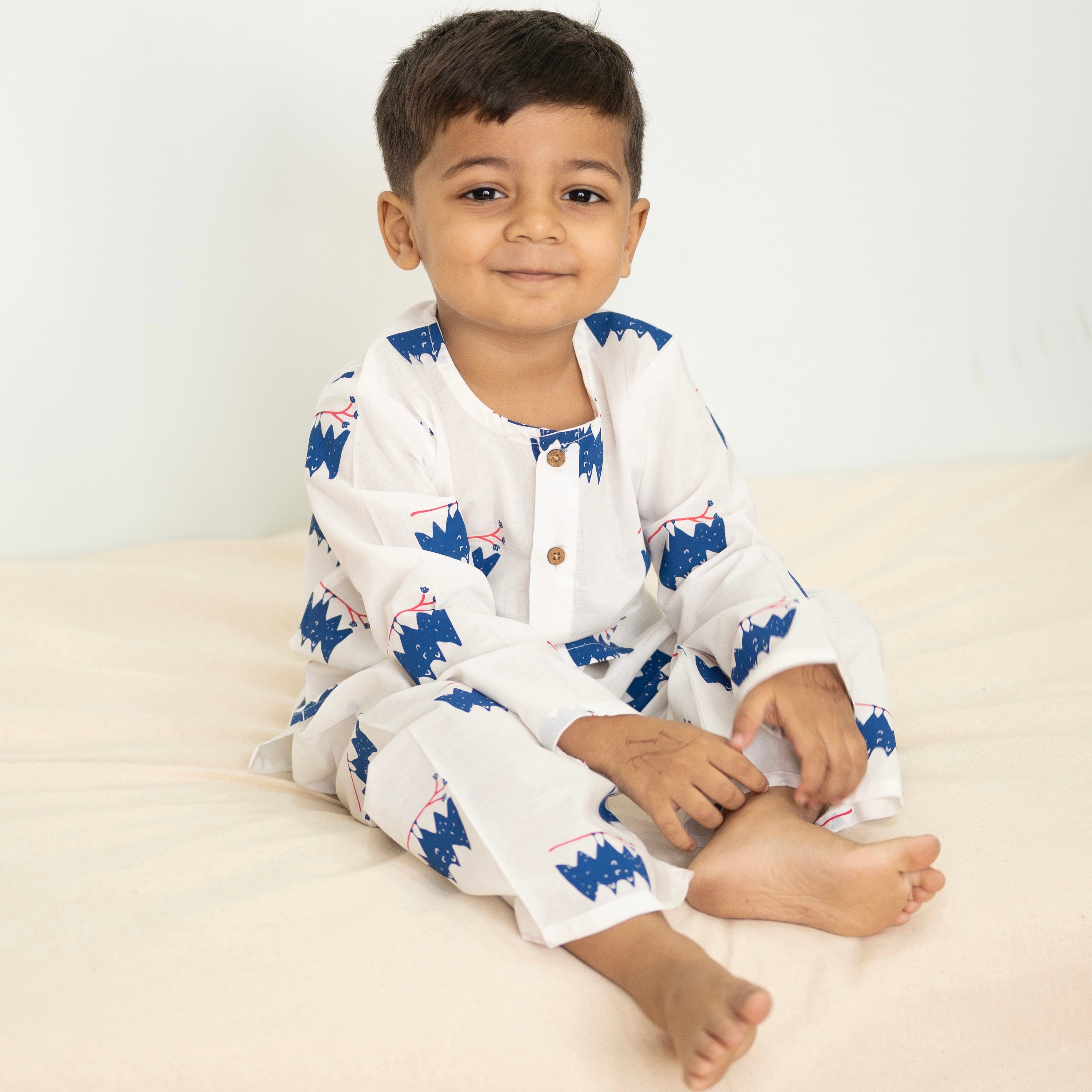 A Colony of Bats' Kurta Pyjama Set