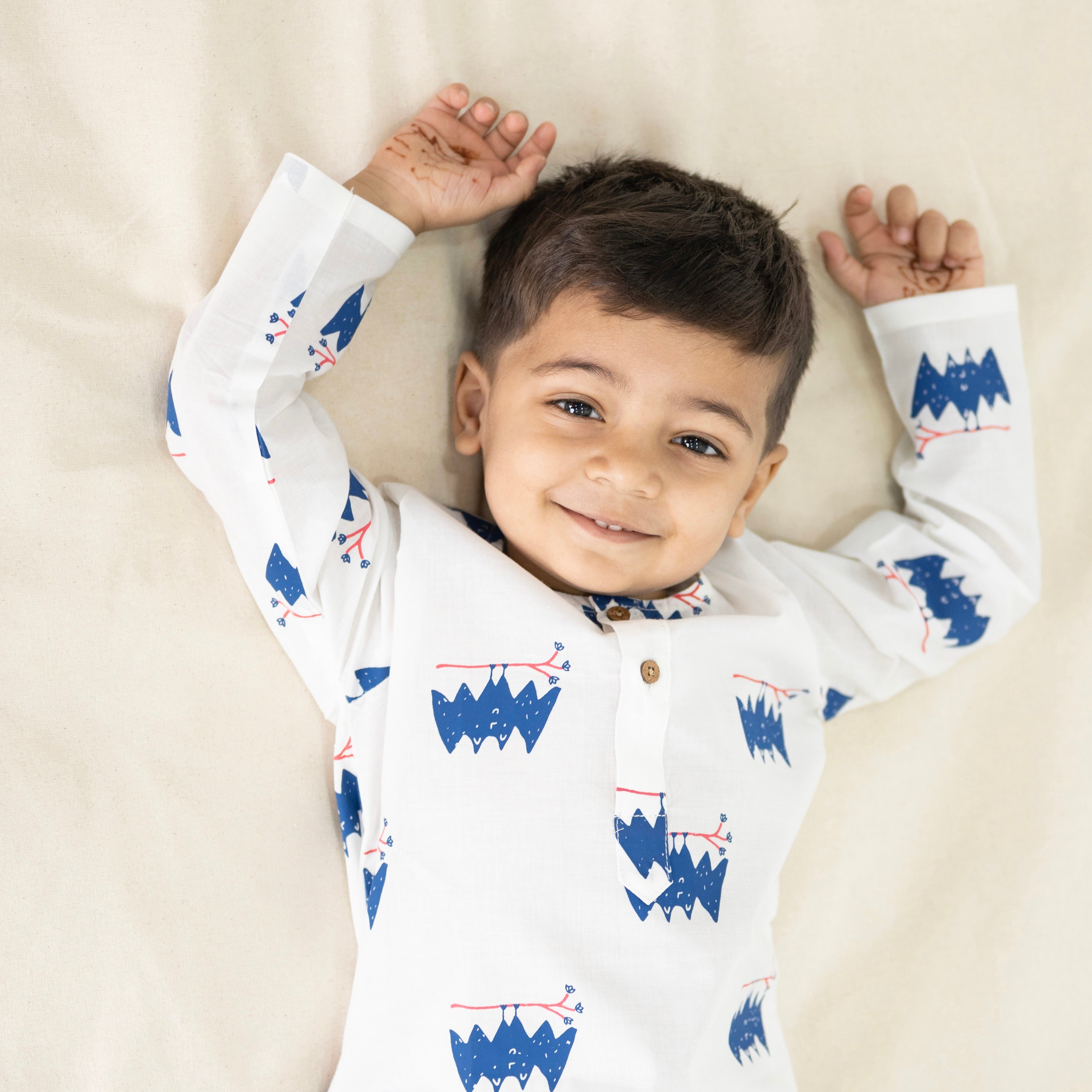 A Colony of Bats' Kurta Pyjama Set