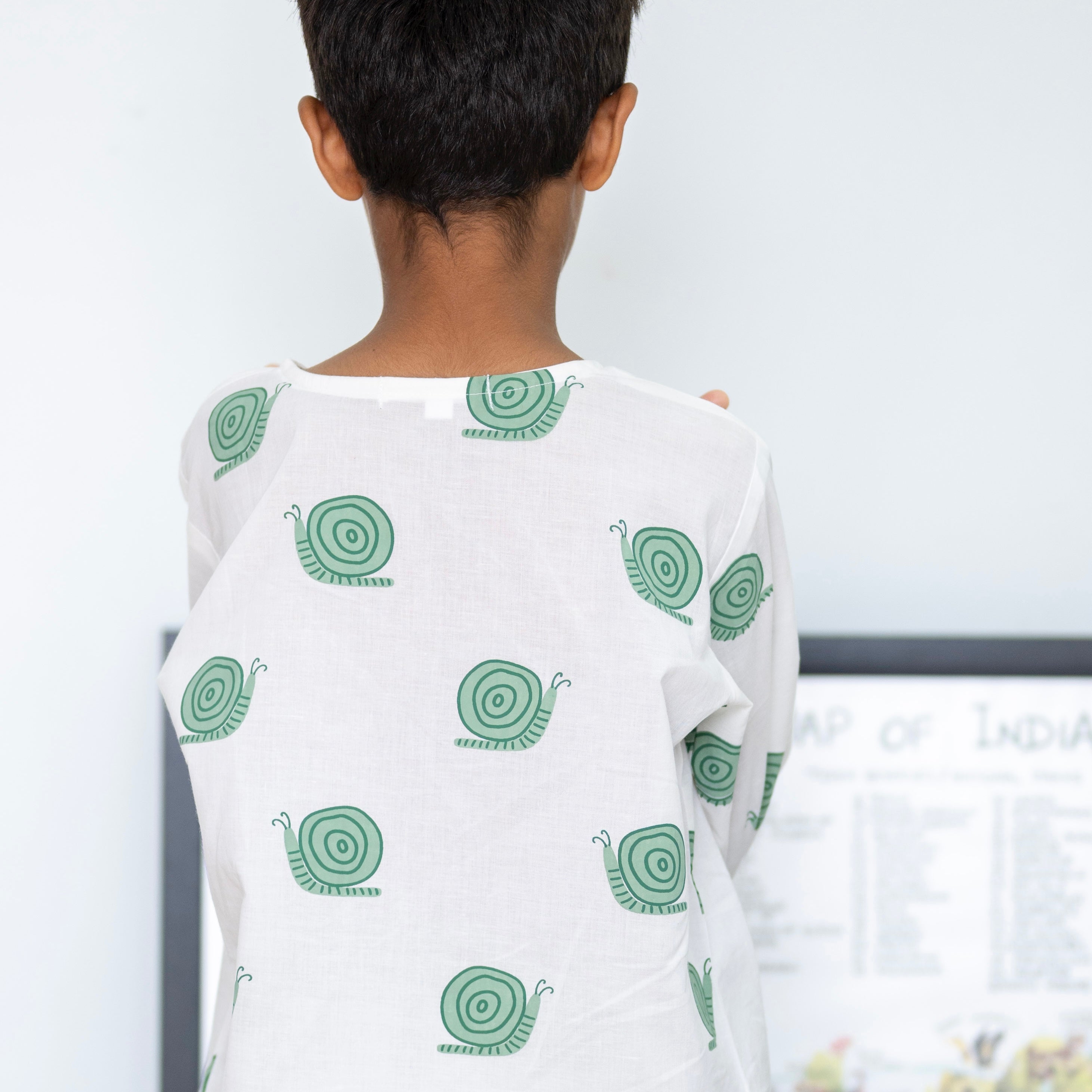 A Walk of Snails' Kurta Pyjama Set