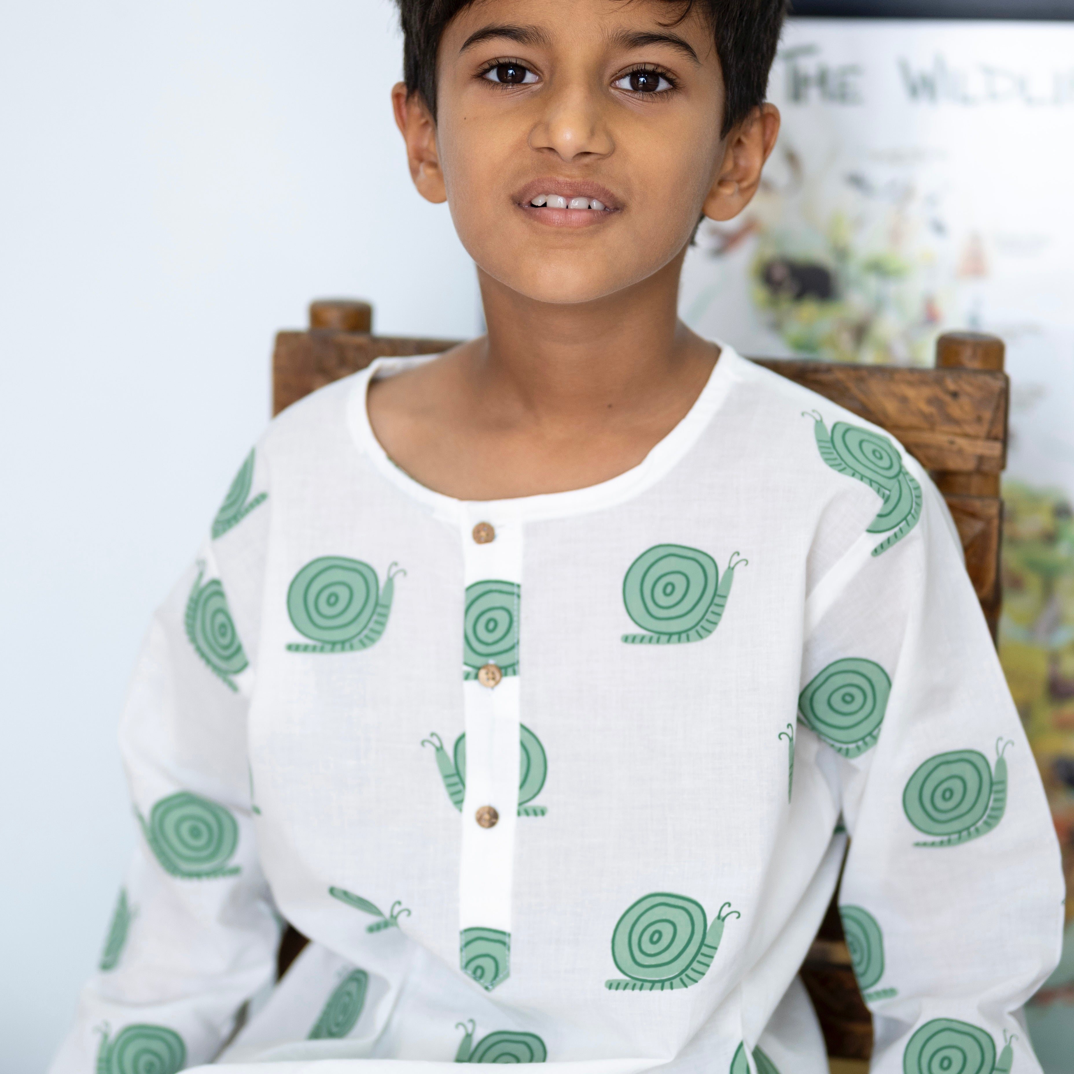 A Walk of Snails' Kurta Pyjama Set