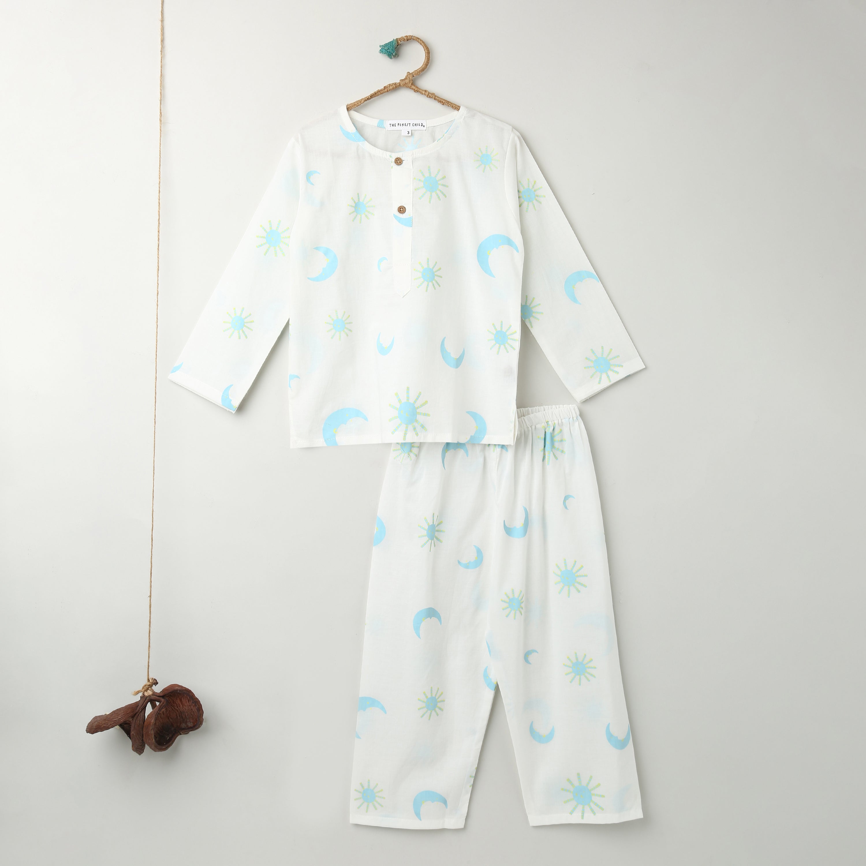Sun and Moon' Kurta Pyjama Set