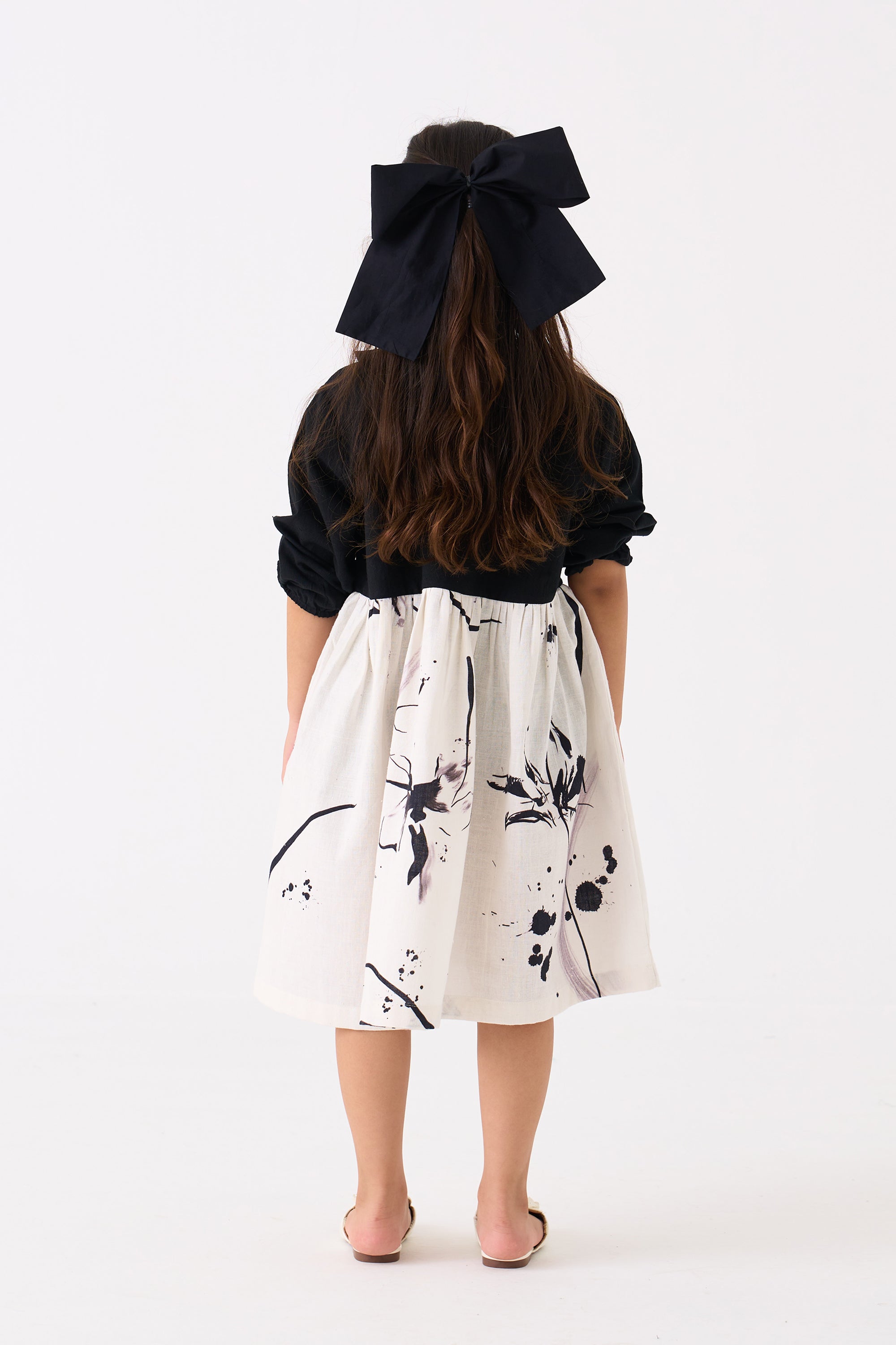 PETER PAN COLLAR DRESS