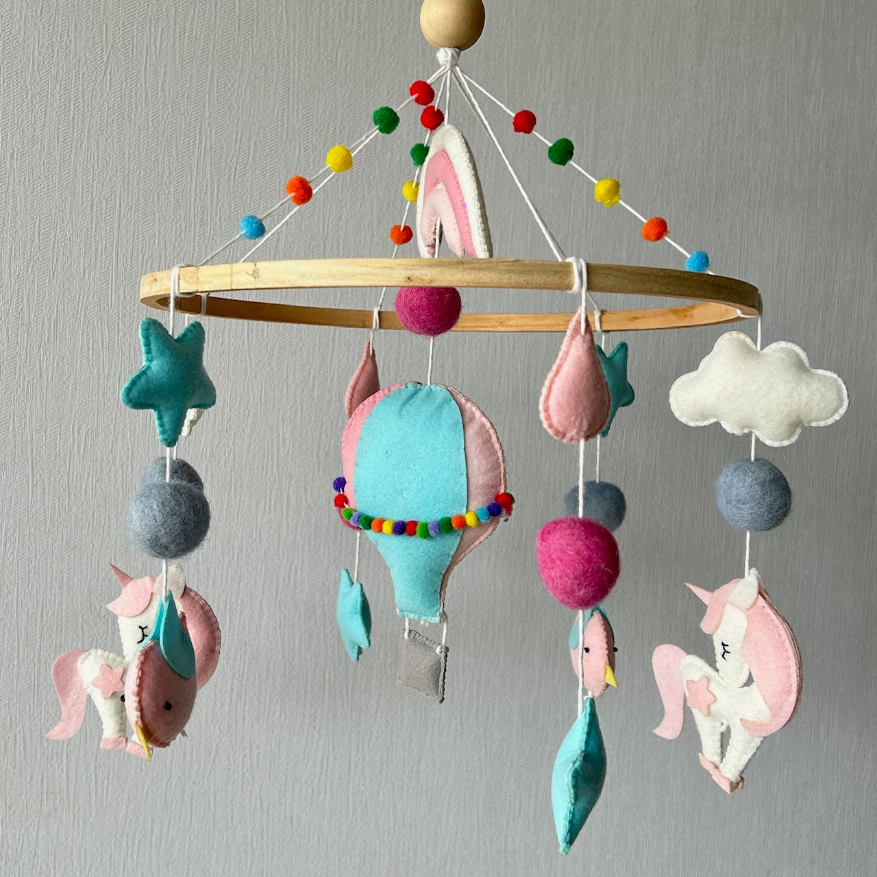 Unicorn's Rainbow Flight - Cot / Crib Mobile