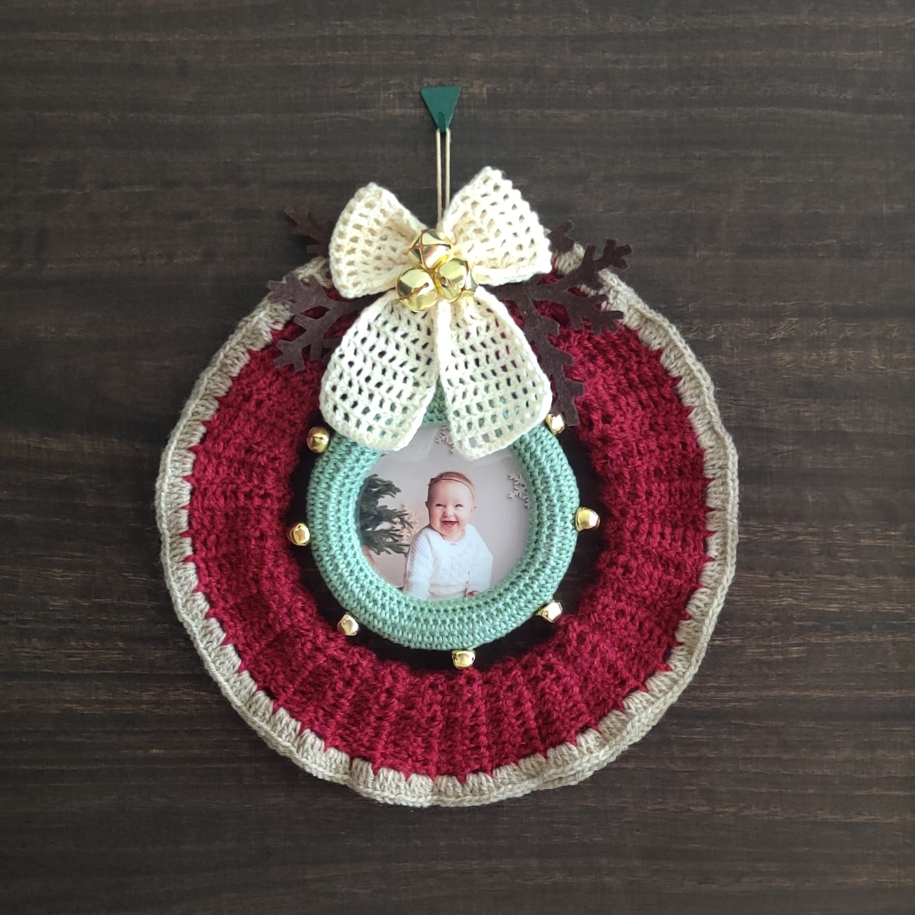 Wreath Photo Frames