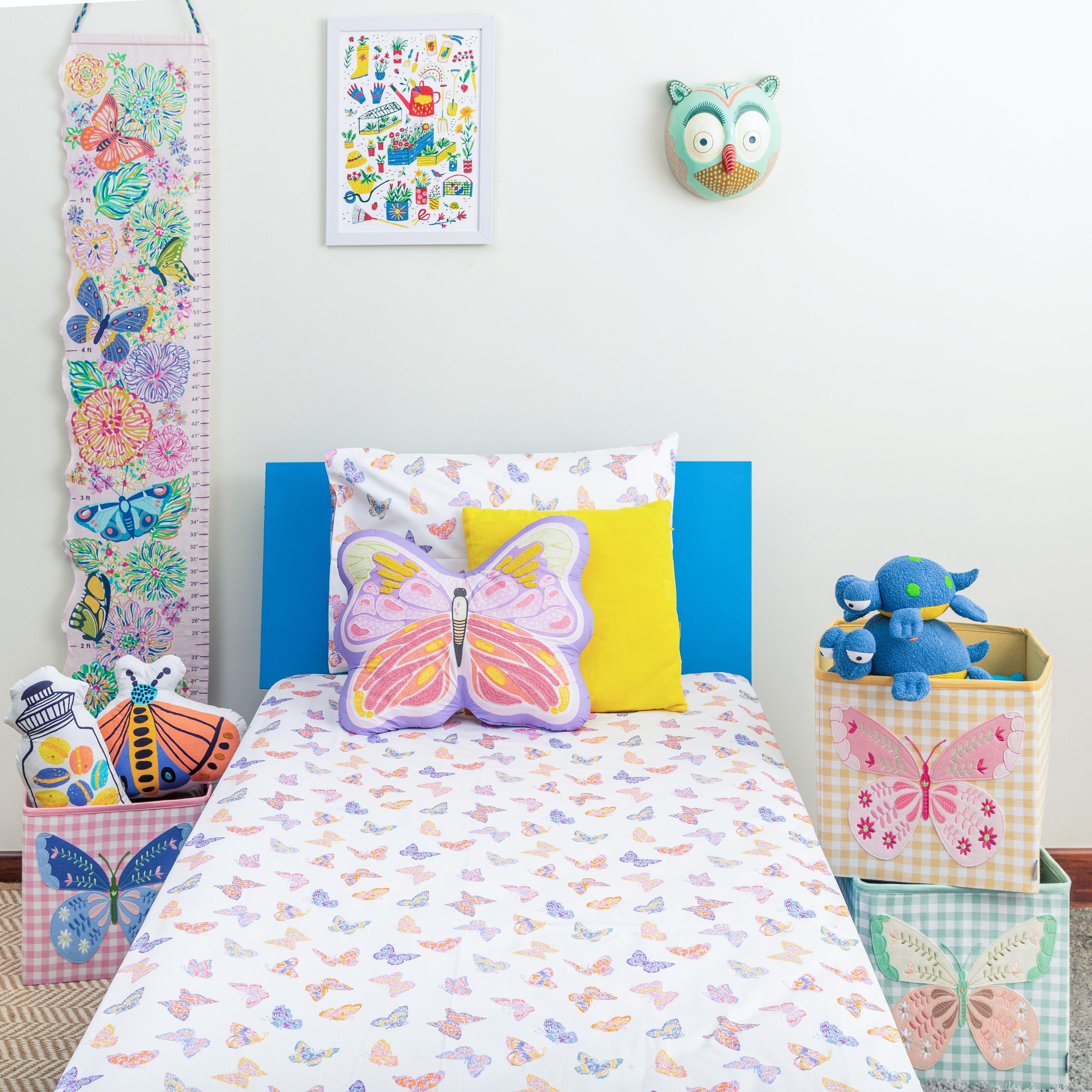 A Flutter of Wings Bed Sheet and Shams Set - Totdot