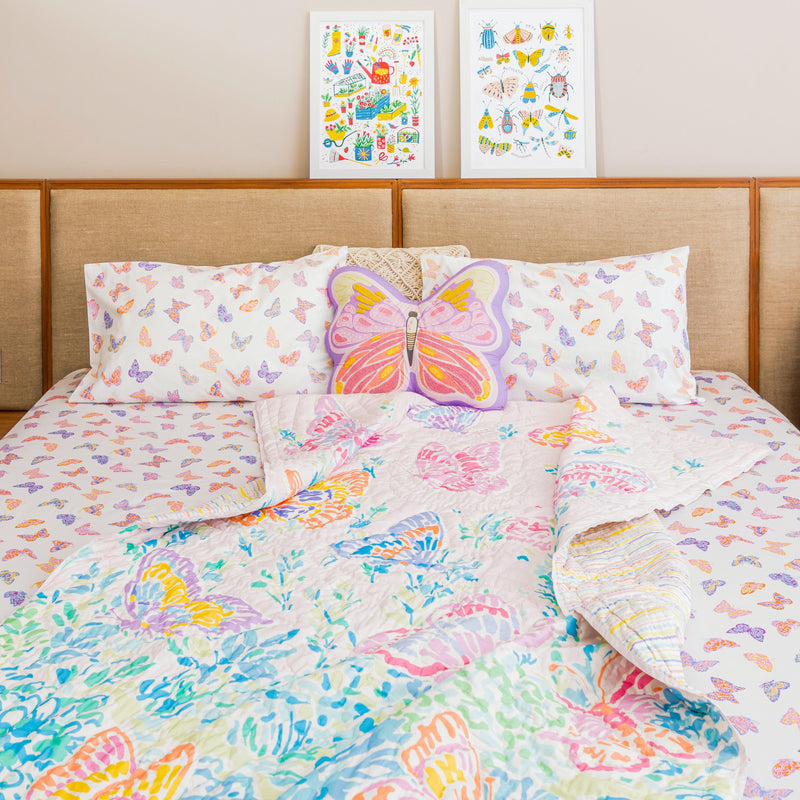 A Flutter of Wings Bed Sheet and Shams Set - Totdot