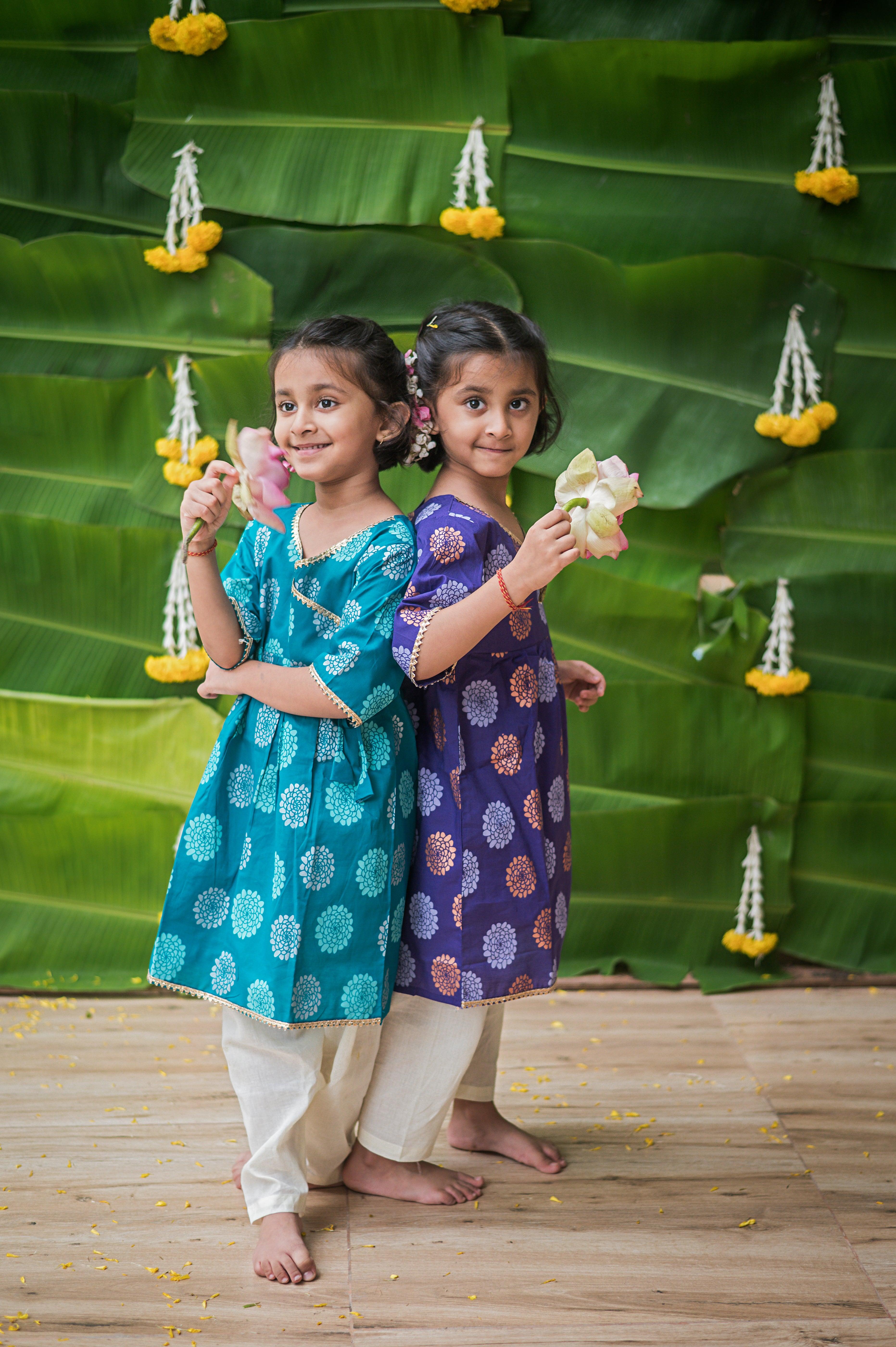 Dazzling Flower Girls Ethnic Wear- Blue - Totdot