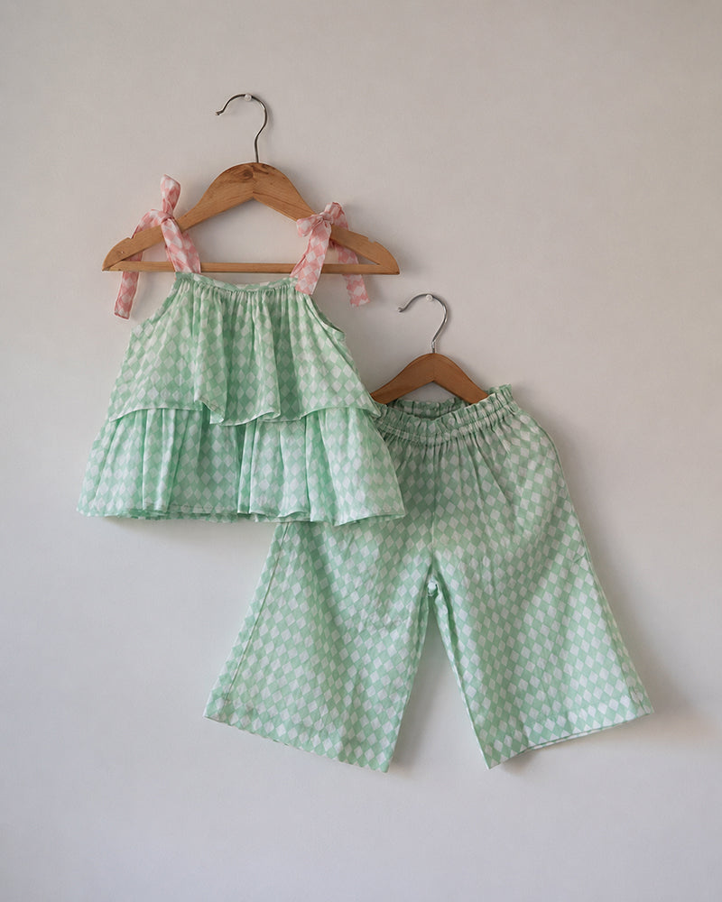 Wander co-ord Set in sage green rhombus - Totdot