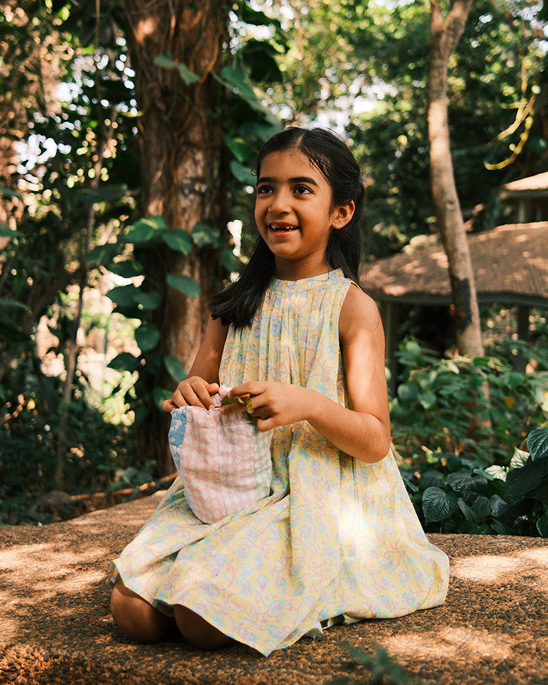 Kin dress in lemon butterfly - Totdot