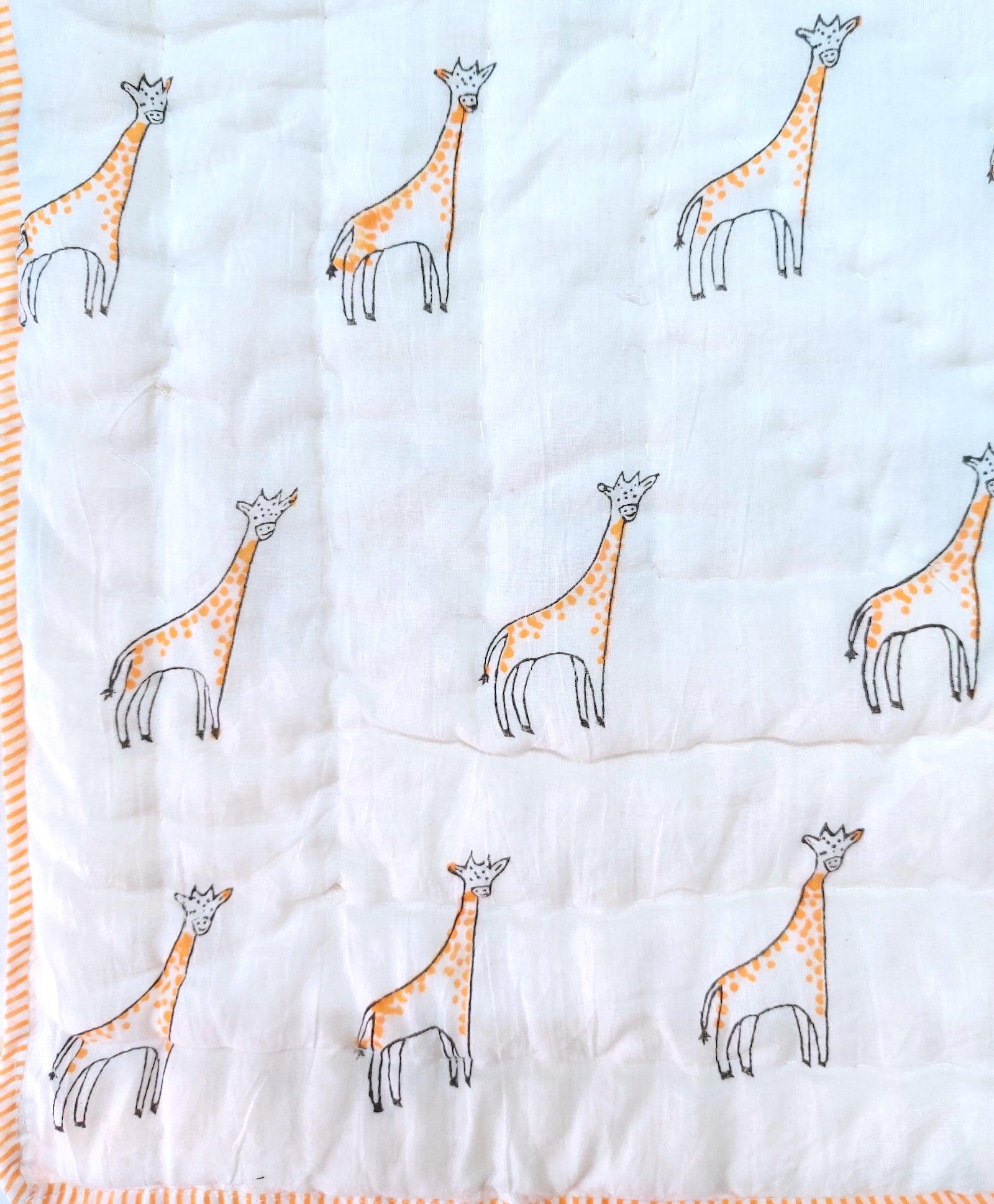 Giraffe - Reversible Quilt - Totdot