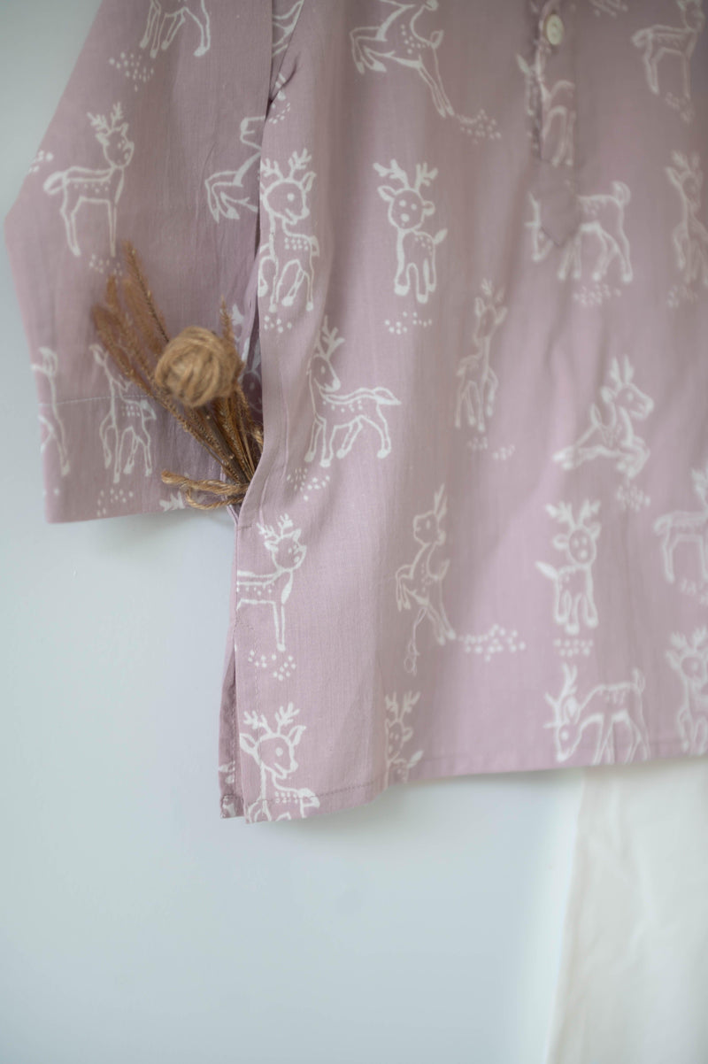 ‘I want to be like grandpa’ kurta pajama set in lilac reindeers hand block print - Totdot