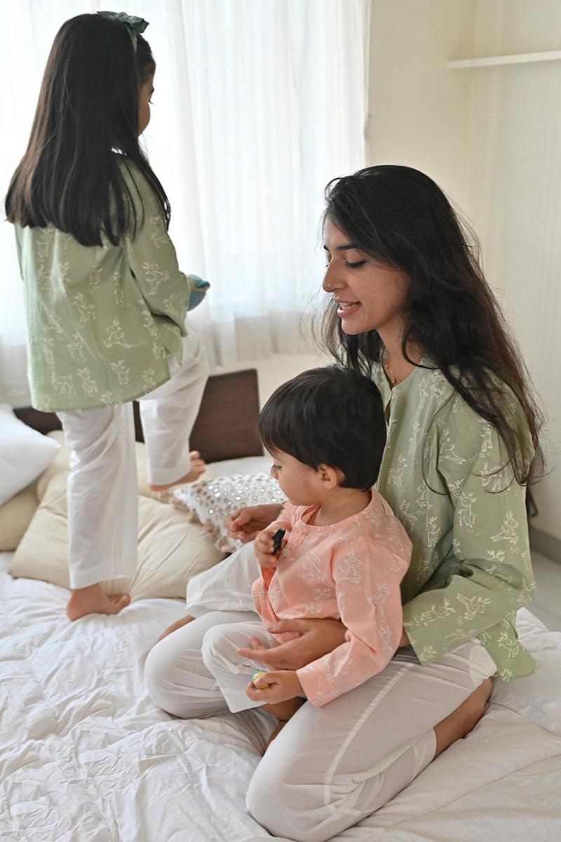 I want to be like grandpa’ kurta pajama set in sage green reindeers hand block print - Totdot