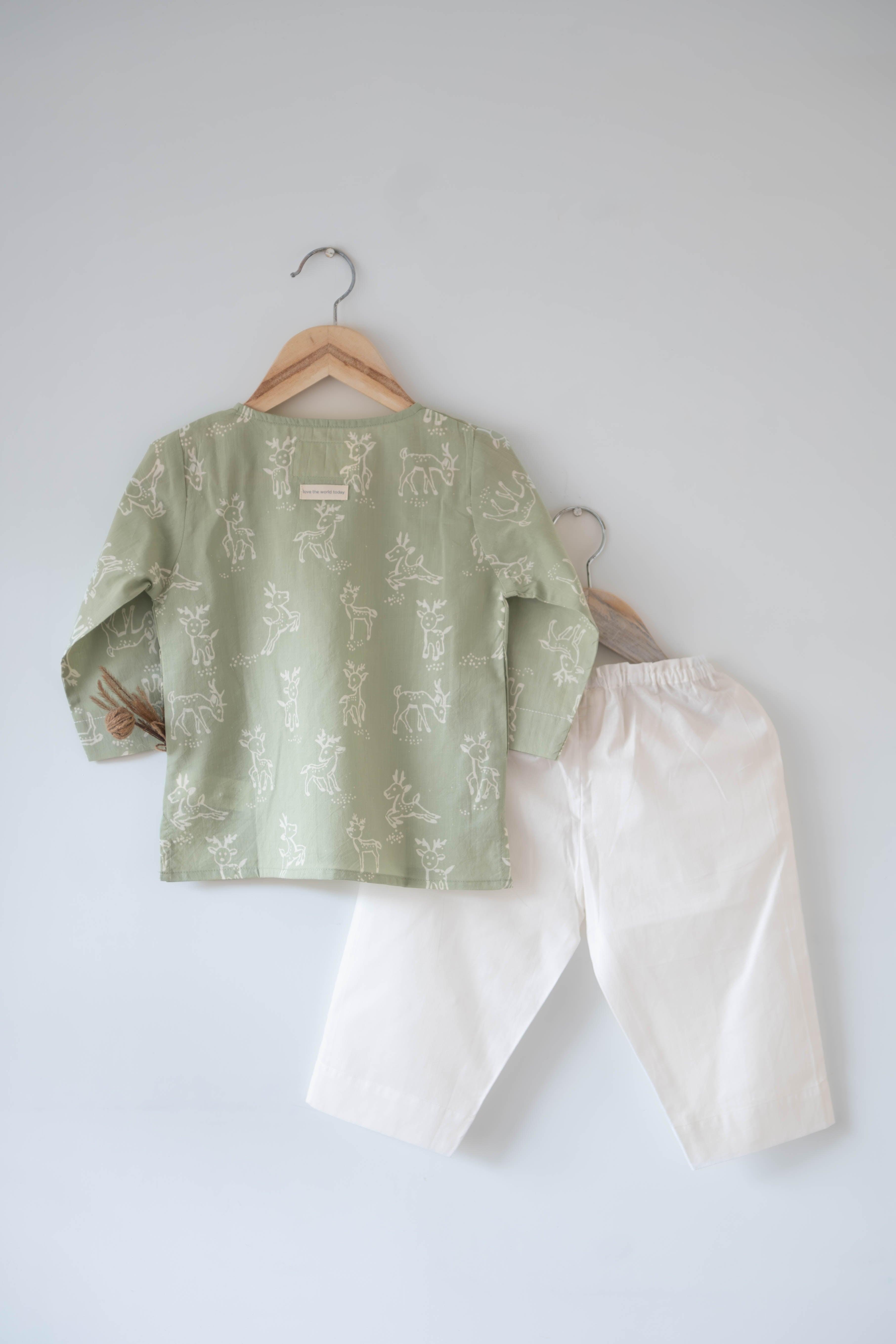 I want to be like grandpa’ kurta pajama set in sage green reindeers hand block print - Totdot