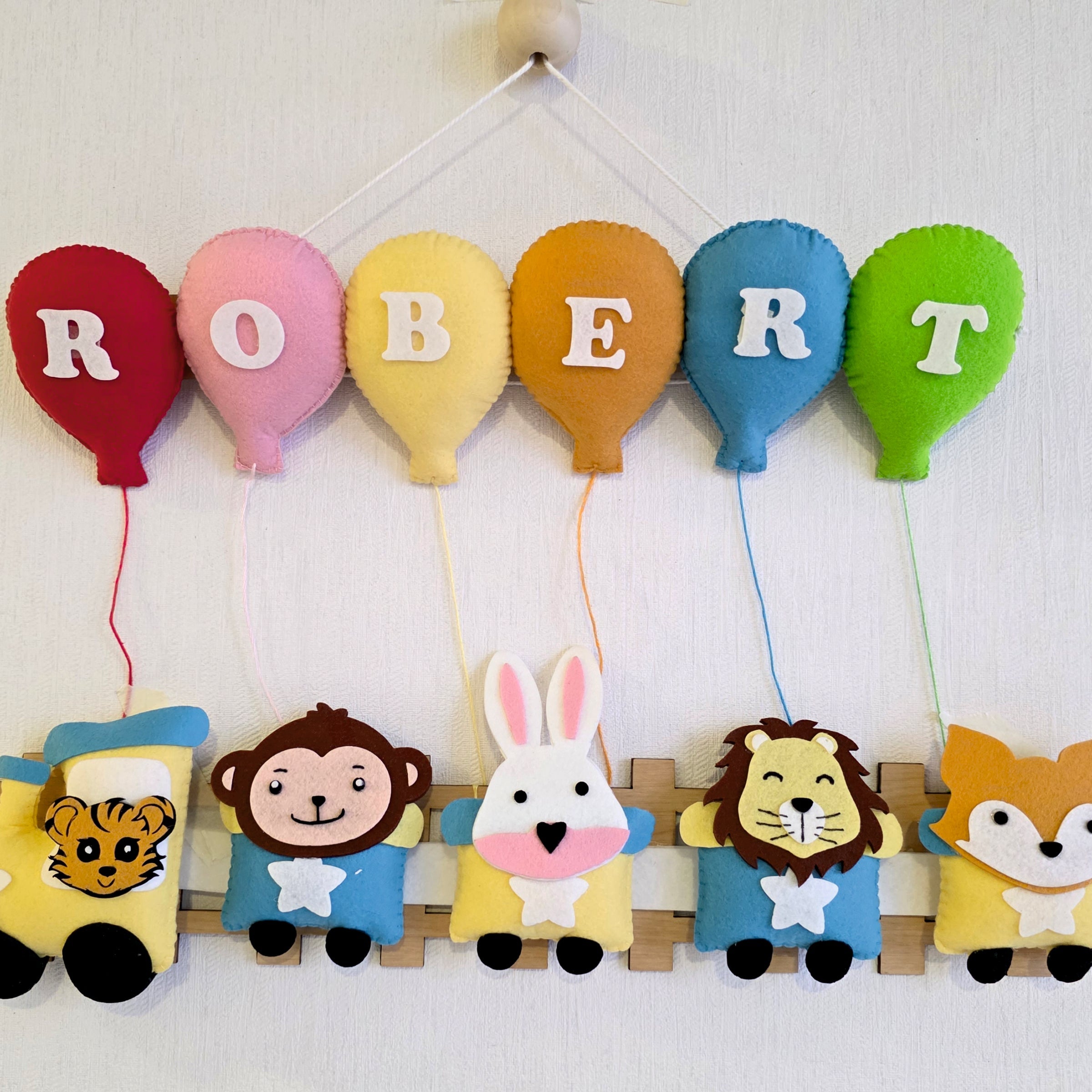 Balloon Buddies Name Hanging