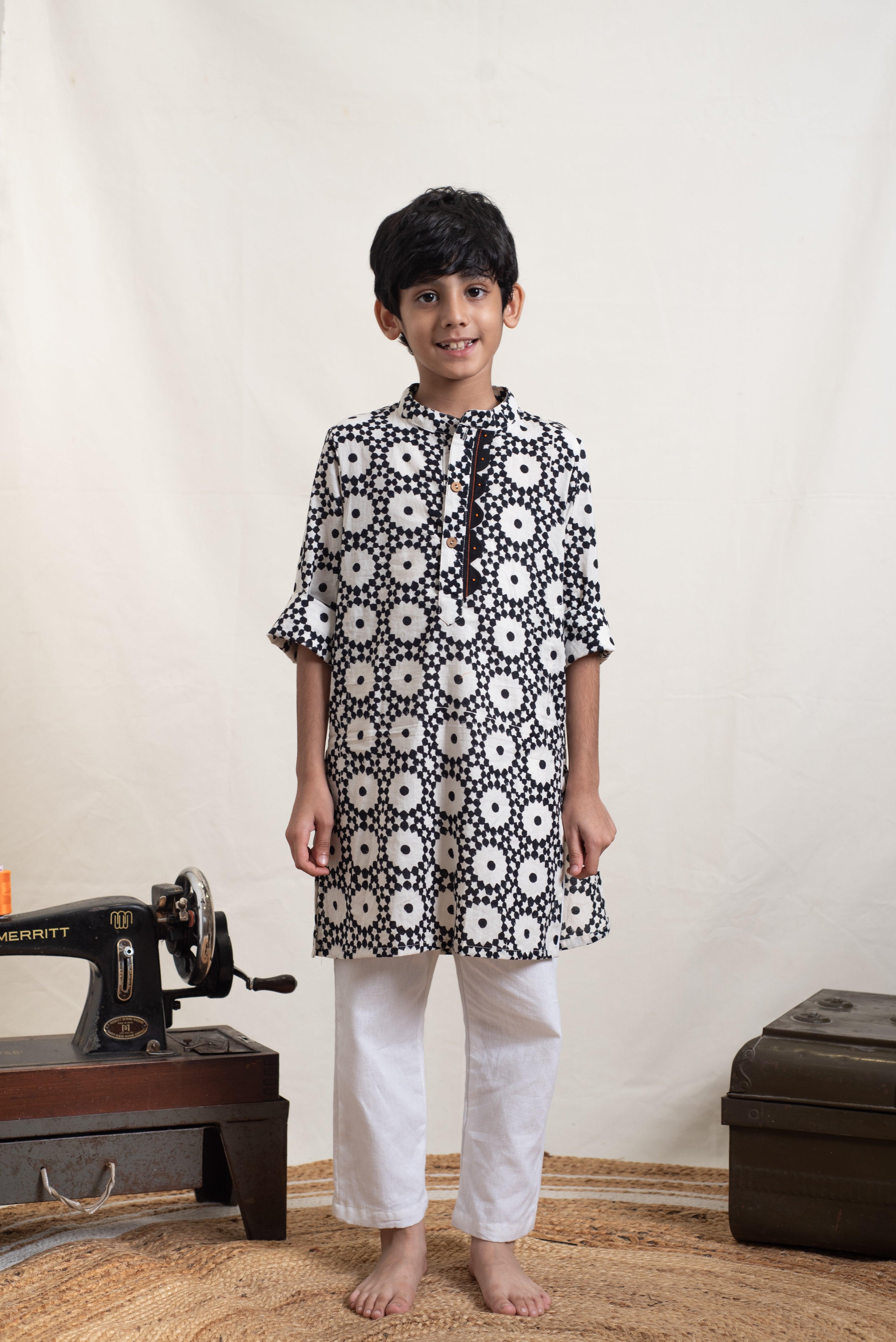 Monochrome Kurta Set - Totdot