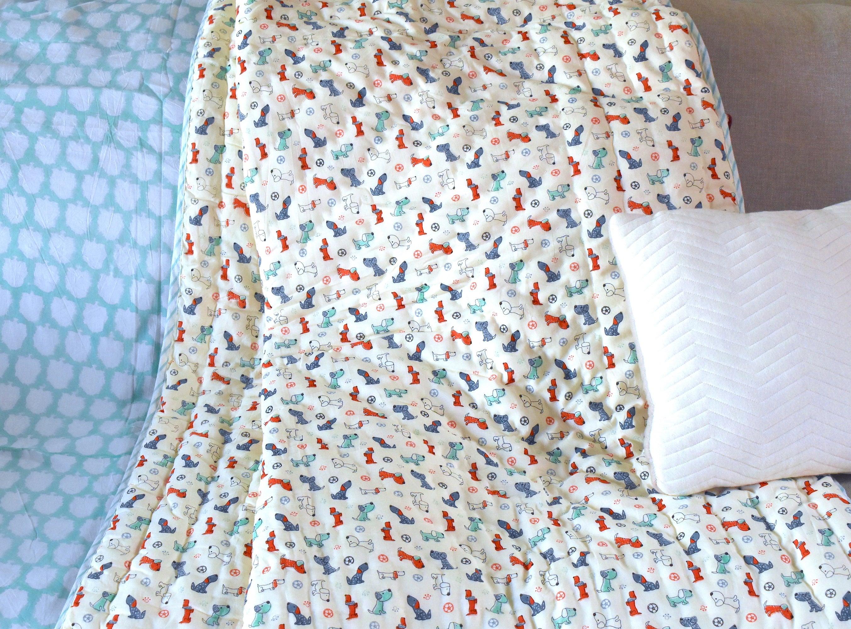 Puppy Play - Reversible Quilt - Totdot