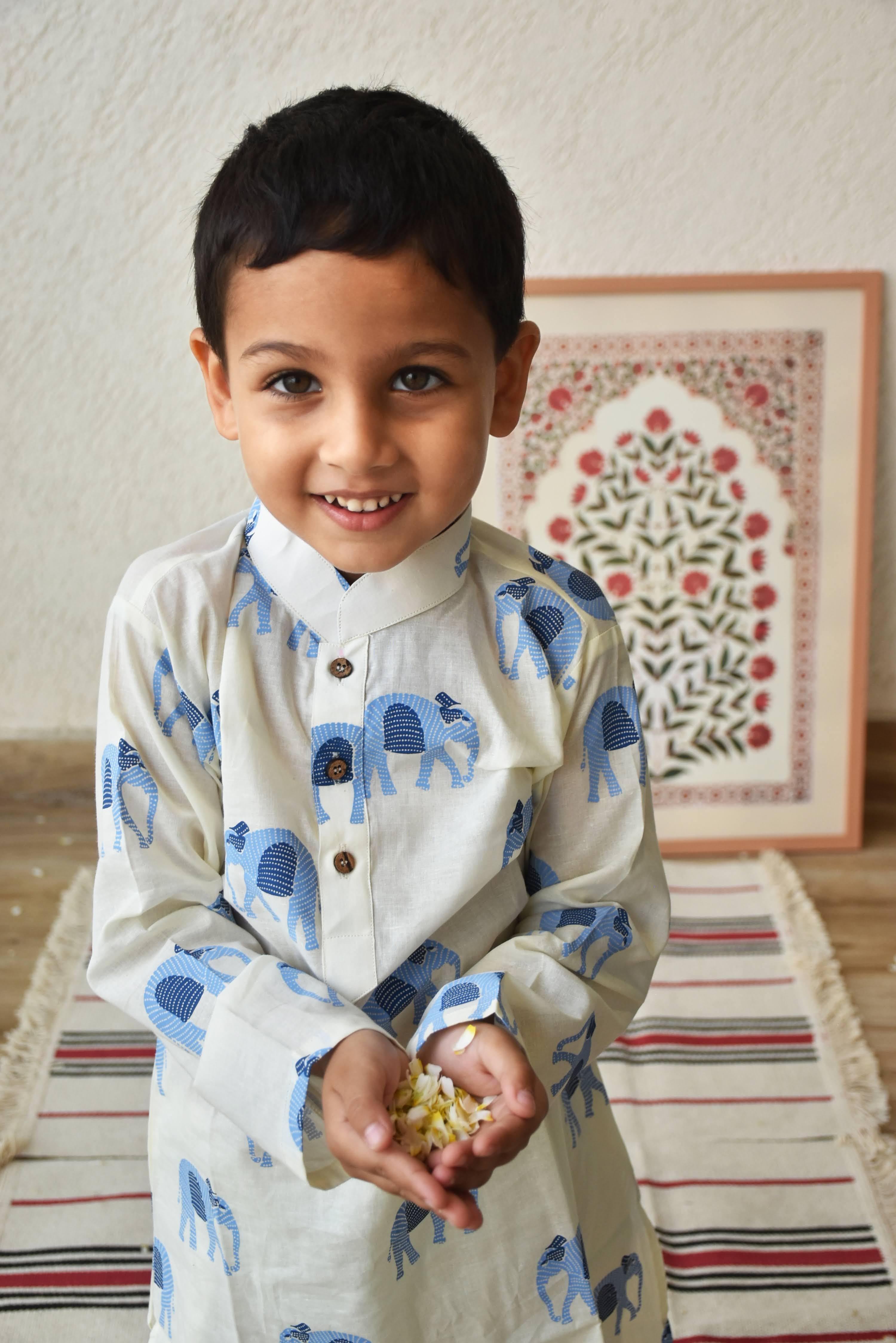 Rupa- The Elephant Boys Kurta (White) - Totdot