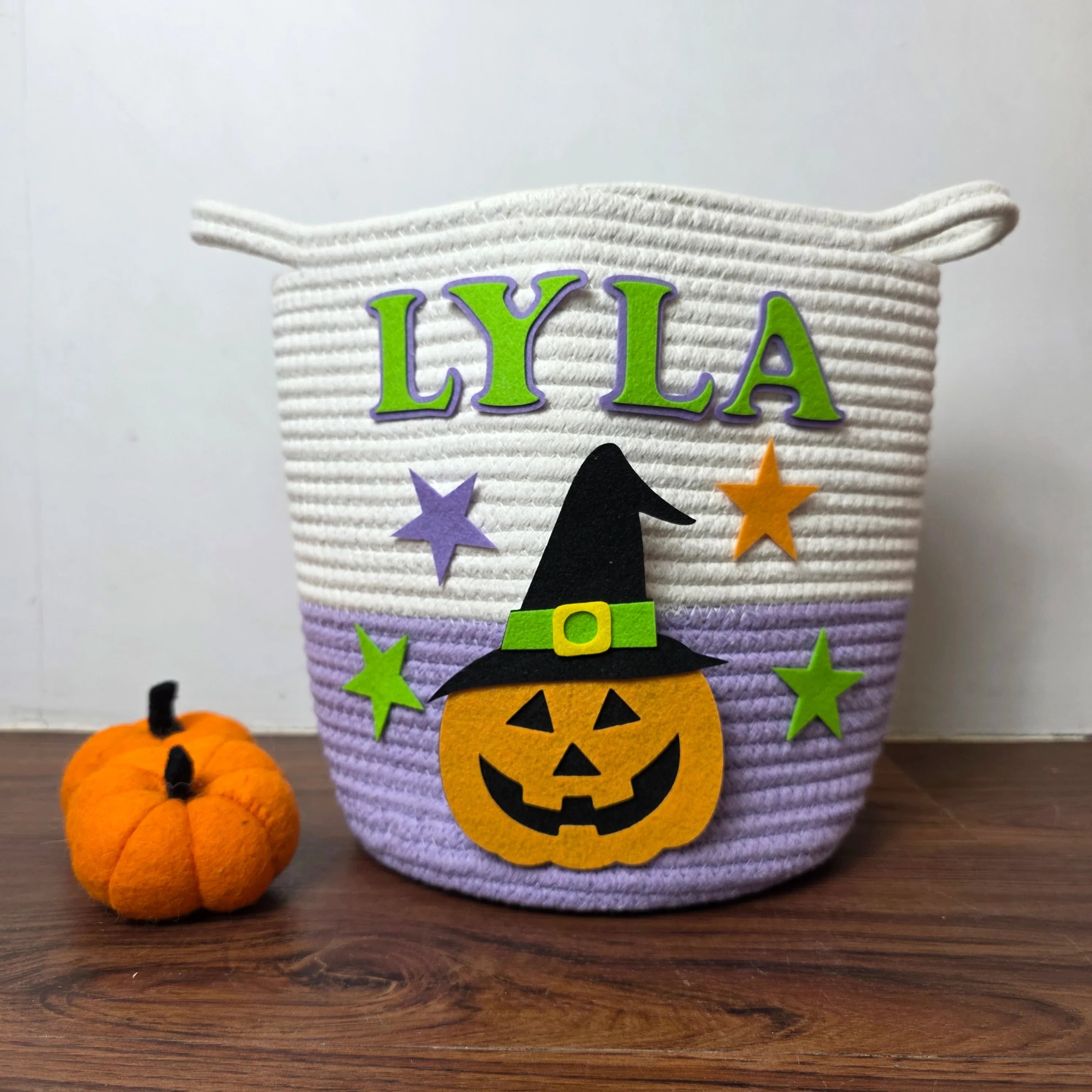 Trick-or-Treat Basket – Starry Pumpkin