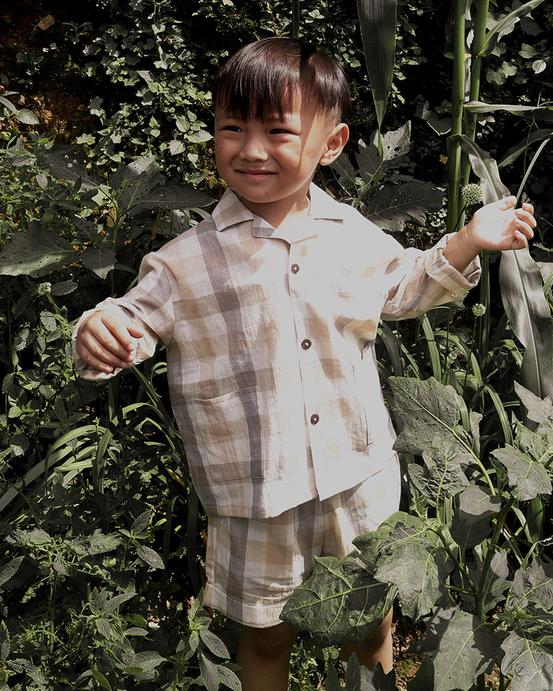 Cloud Drift Oversized Beige Off White Checks Shirt In Handwoven Cotton