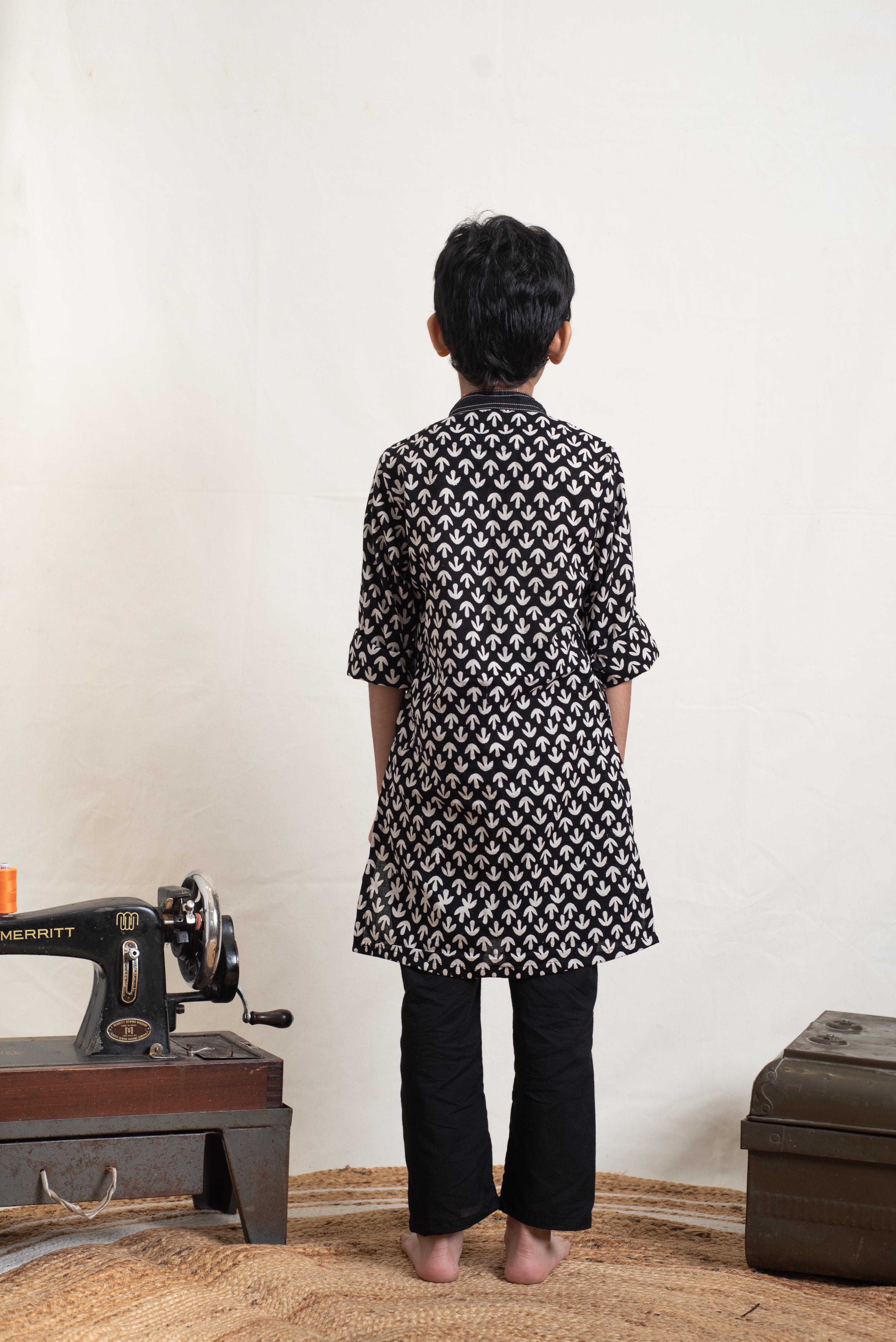 Syahi Threadwork Kurta Set - Totdot