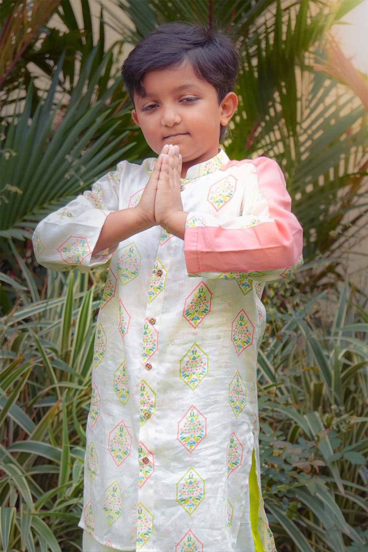 Tiranga Kurta and Pants Set - Totdot