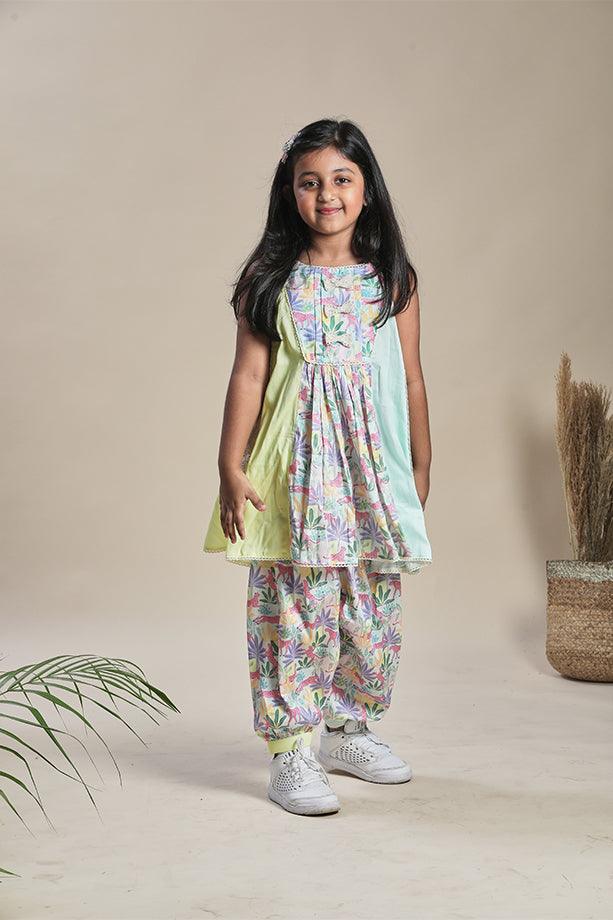 Tropical Print Kurta with Yoke and Tropical Print Salwar Set for Girls - Totdot