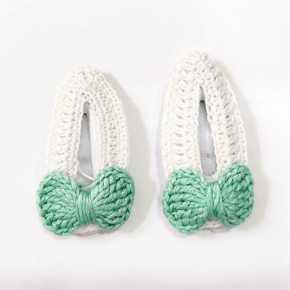 White with Green Bow - Totdot