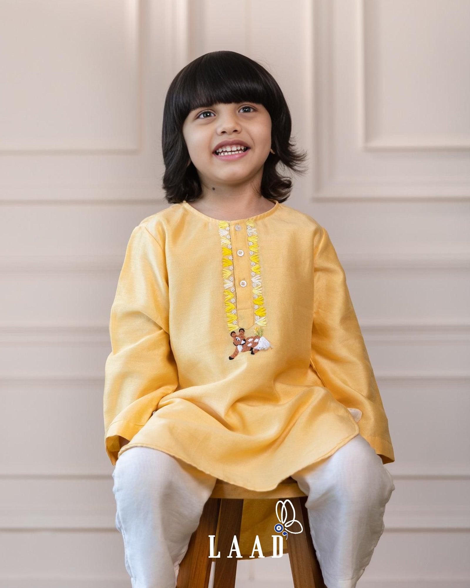 Yellow Chanderi Hand-Embroidered Kurta Set for Boys - Totdot