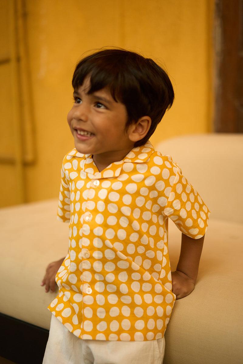 Boogie’ kids half sleeve shirt in yellow polka hand block print cotton - Totdot