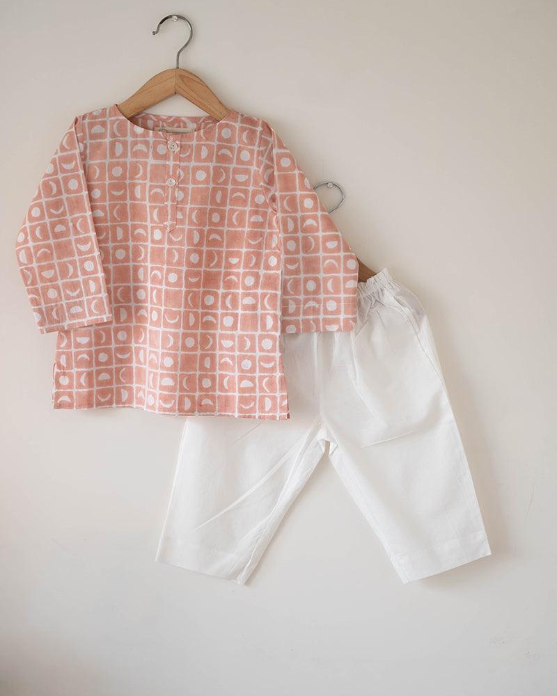 I want to be like grandpa’ kurta pajama set in peach moon chase hand block print - Totdot