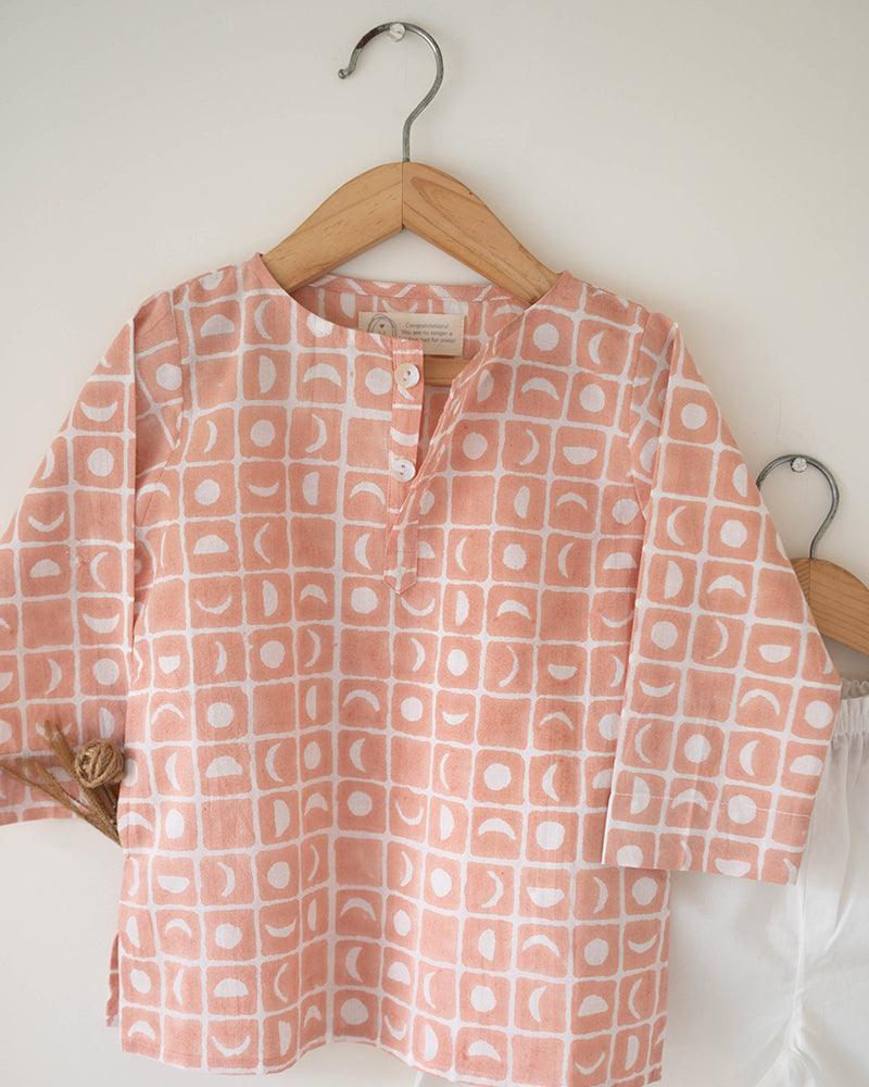 I want to be like grandpa’ kurta pajama set in peach moon chase hand block print - Totdot