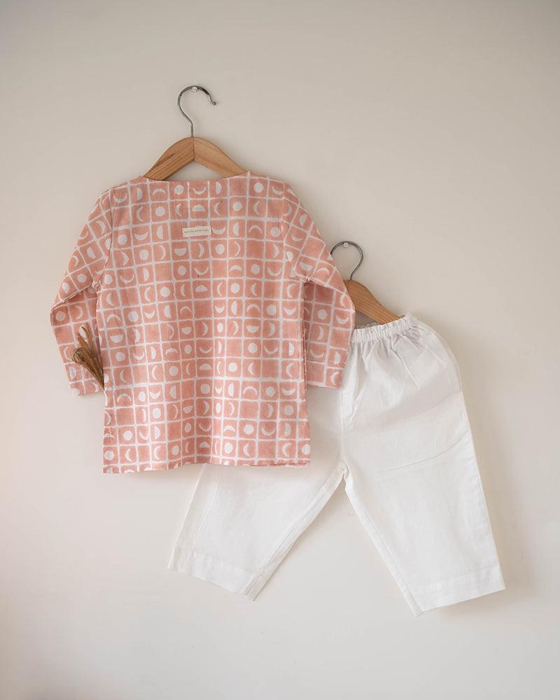 I want to be like grandpa’ kurta pajama set in peach moon chase hand block print - Totdot