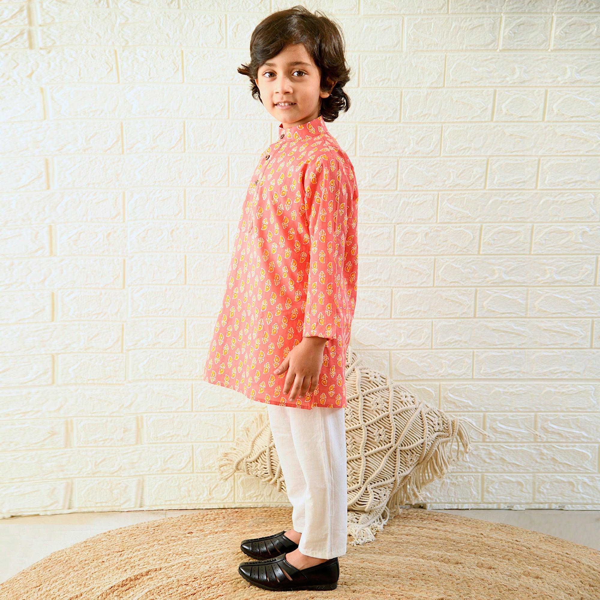 Ikeda Designs Full Sleeves Peach Buti Block printed Kurta with Pyjama - Peach - Totdot