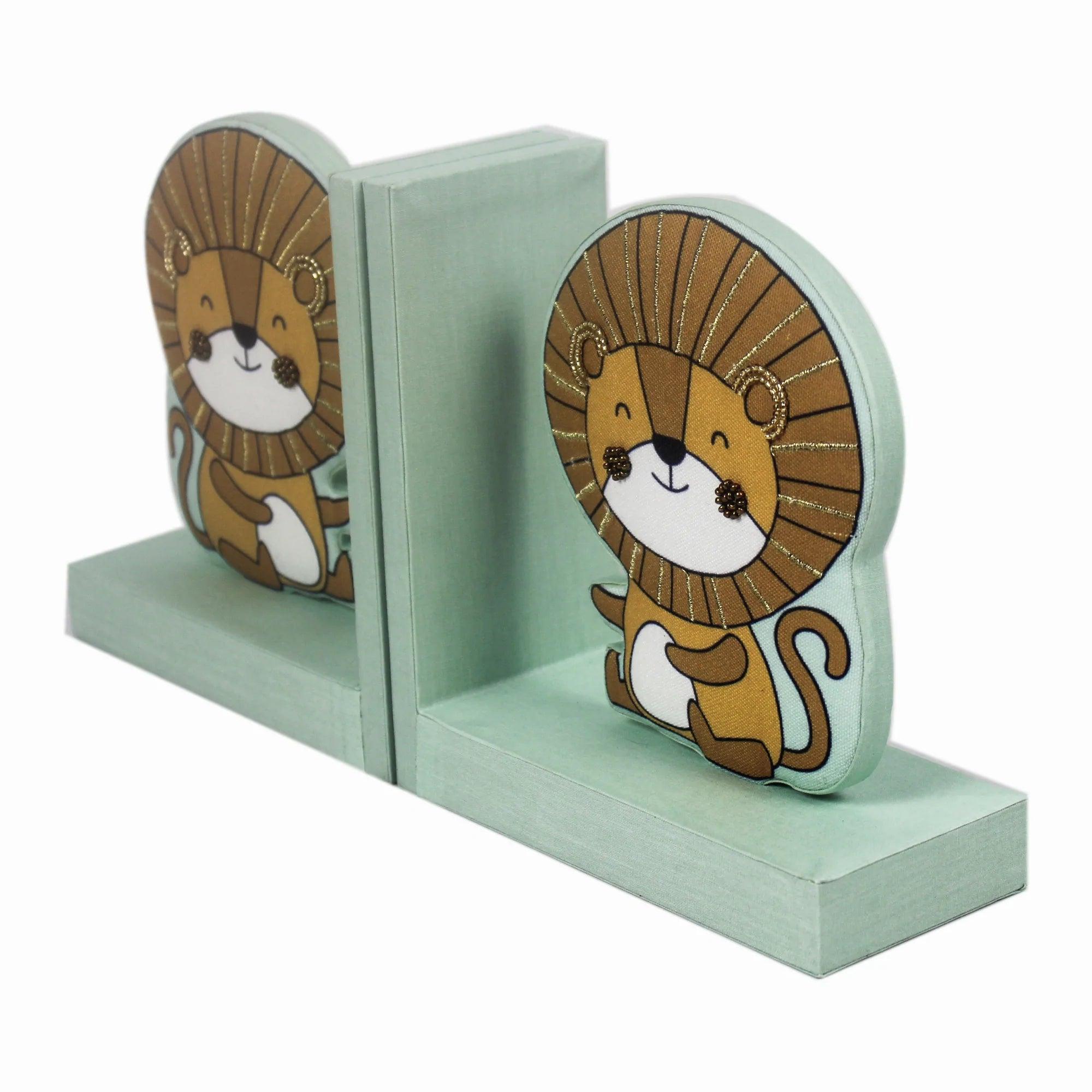 Lion Bookends - Totdot