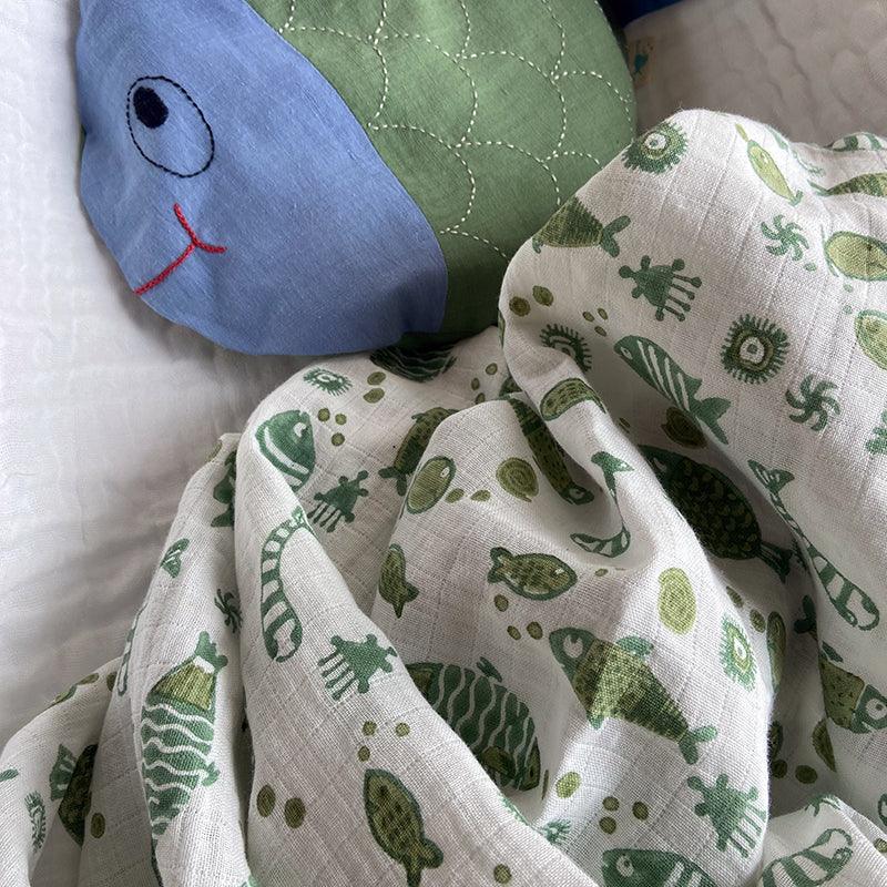 ORGANIC KOI MINT SWADDLE - Totdot