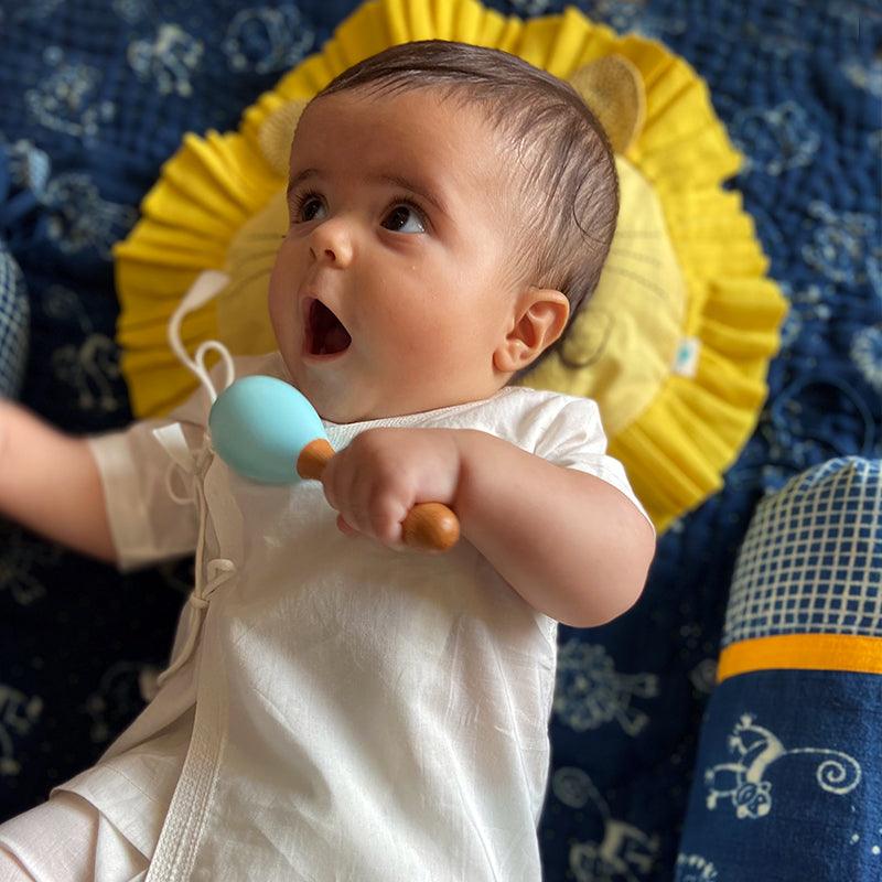 ORGANIC MUSTARD SEED LION PILLOW + MARACAS - Totdot