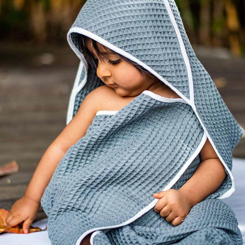 ORGANIC WAFFLE HOODED TOWEL SET - GREY - Totdot