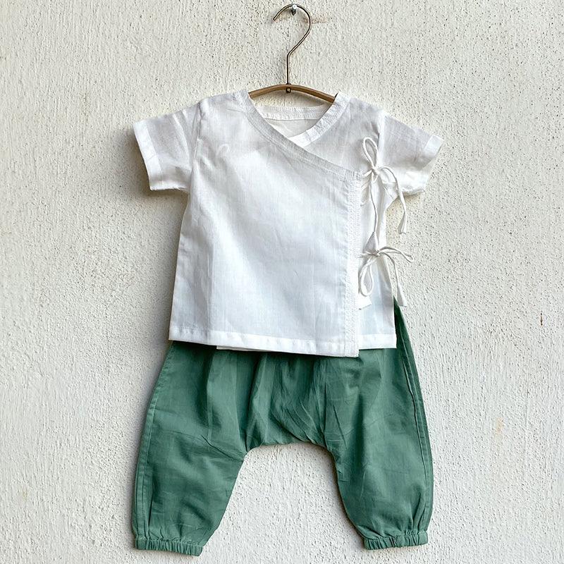 UNISEX ORGANIC ESSENTIAL WHITE ANGRAKHA TOP + MINT PANTS - Totdot