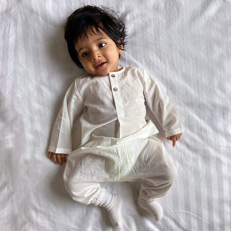 UNISEX ORGANIC ESSENTIAL WHITE KURTA + PANTS - Totdot