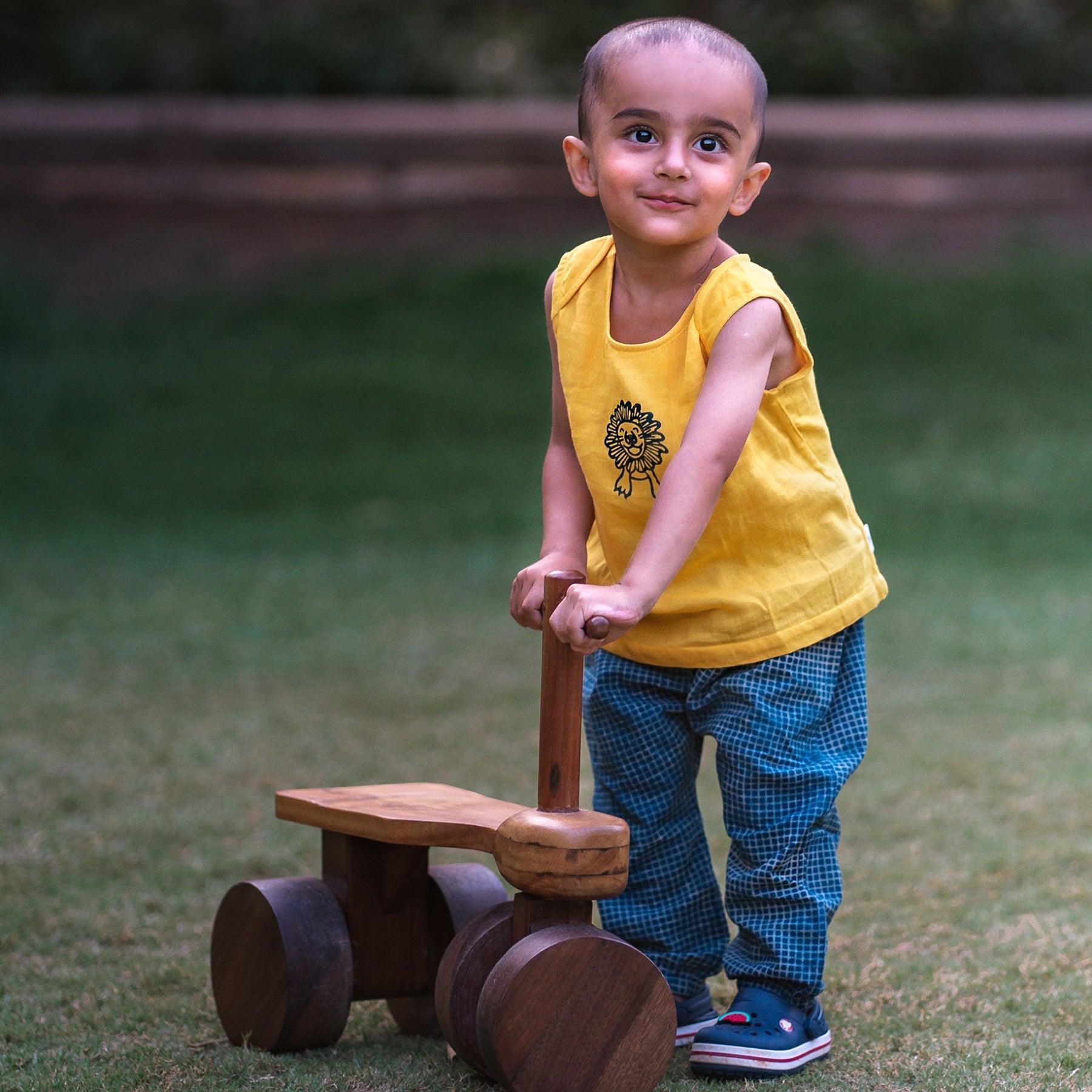 UNISEX ORGANIC ZOO YELLOW JHABLA WITH INDIGO CHECK PANTS - Totdot