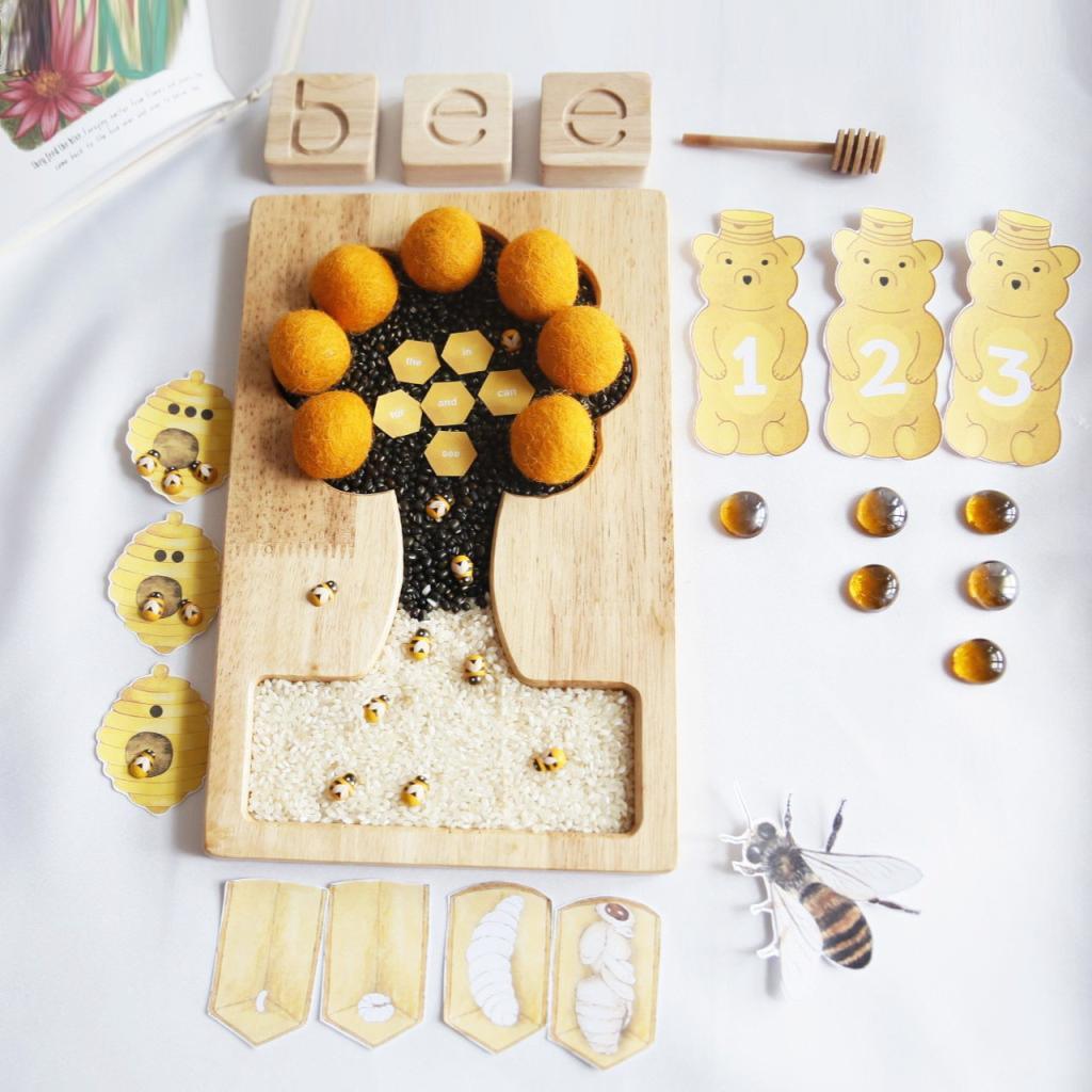 WOODEN TREE ACTIVITY BOARD - Totdot